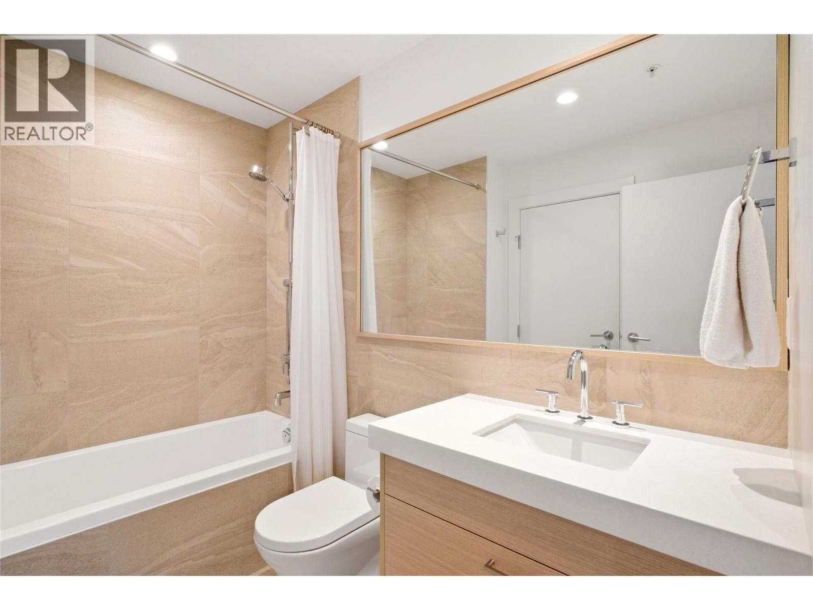 2306 1181 Sunset Drive, Kelowna