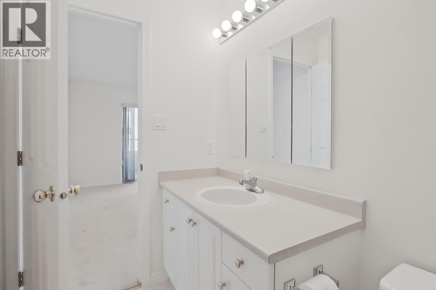 2265 ATKINSON Street Unit# 307, Penticton