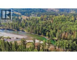 1385 6 Highway, Cherryville, BC V0E2G1 Photo 20