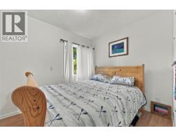 1385 6 Highway, Cherryville, BC V0E2G1 Photo 35