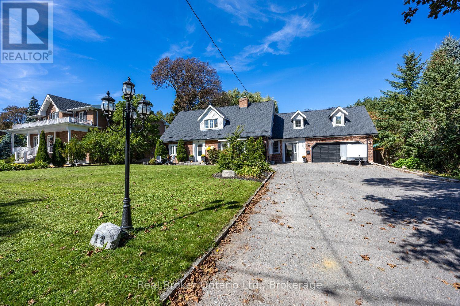 18 CONCESSION STREET W, Clarington (Bowmanville) — photo 3