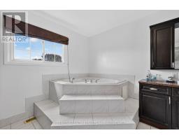 1046 Pinewood Place, Kingston, ON K7P1L1 Photo 16