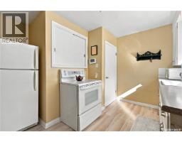 Bedroom - 107 106th Street W, Saskatoon, SK S7N1N4 Photo 8