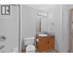 36 Kodiak Boulevard N - photo 28