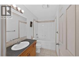 36 Kodiak Boulevard N - photo 20