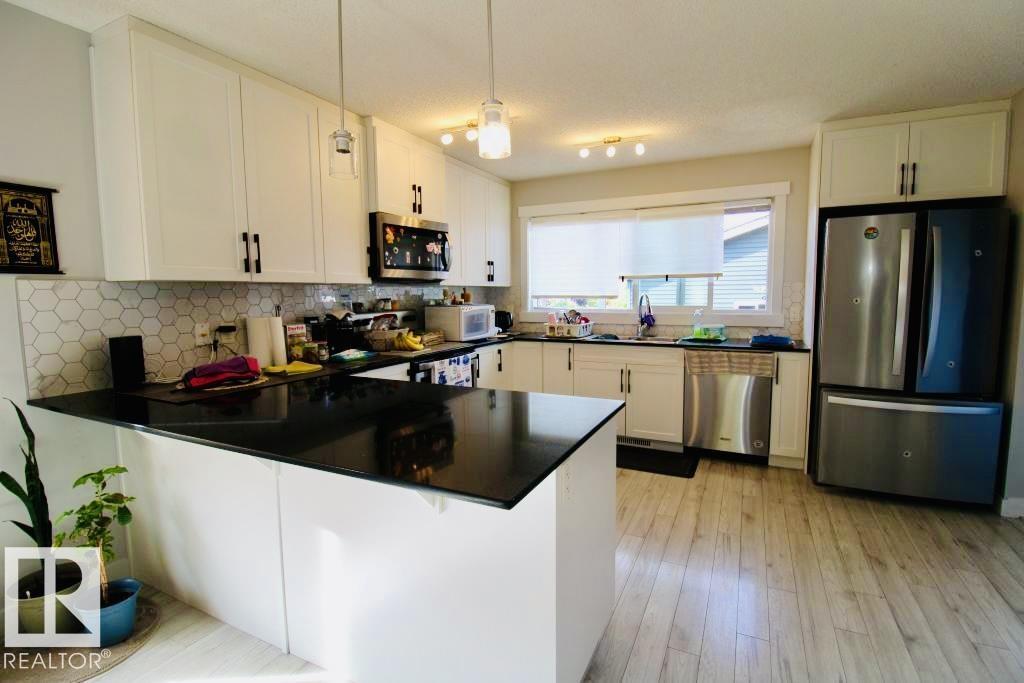 17440 77 ST NW - 12