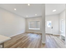 8313 76 Av Nw, Edmonton, AB T6C0H9 Photo 13