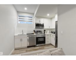 8313 76 Av Nw, Edmonton, AB T6C0H9 Photo 34