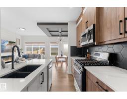 1142 Goldfinch Cr Nw, Edmonton, AB T5S0R1 Photo 11