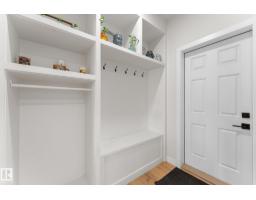 1142 Goldfinch Cr Nw, Edmonton, AB T5S0R1 Photo 12