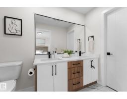 1142 Goldfinch Cr Nw, Edmonton, AB T5S0R1 Photo 17