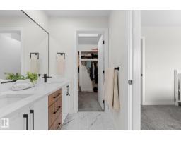 1142 Goldfinch Cr Nw, Edmonton, AB T5S0R1 Photo 19