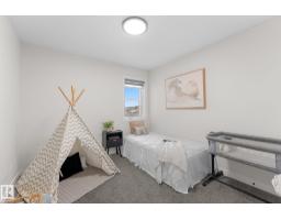 1142 Goldfinch Cr Nw, Edmonton, AB T5S0R1 Photo 21