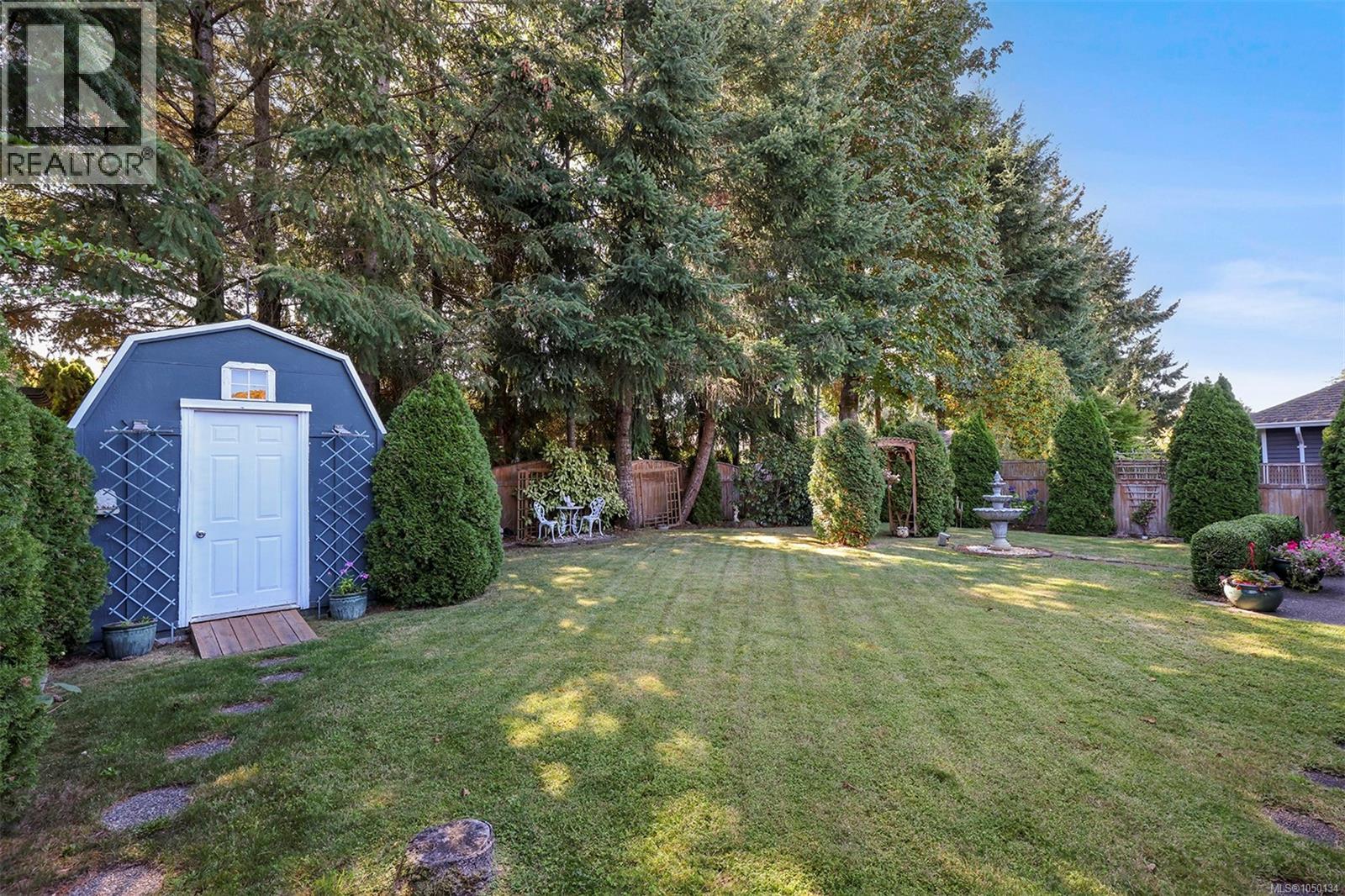 2561 Hebrides Cres - 35