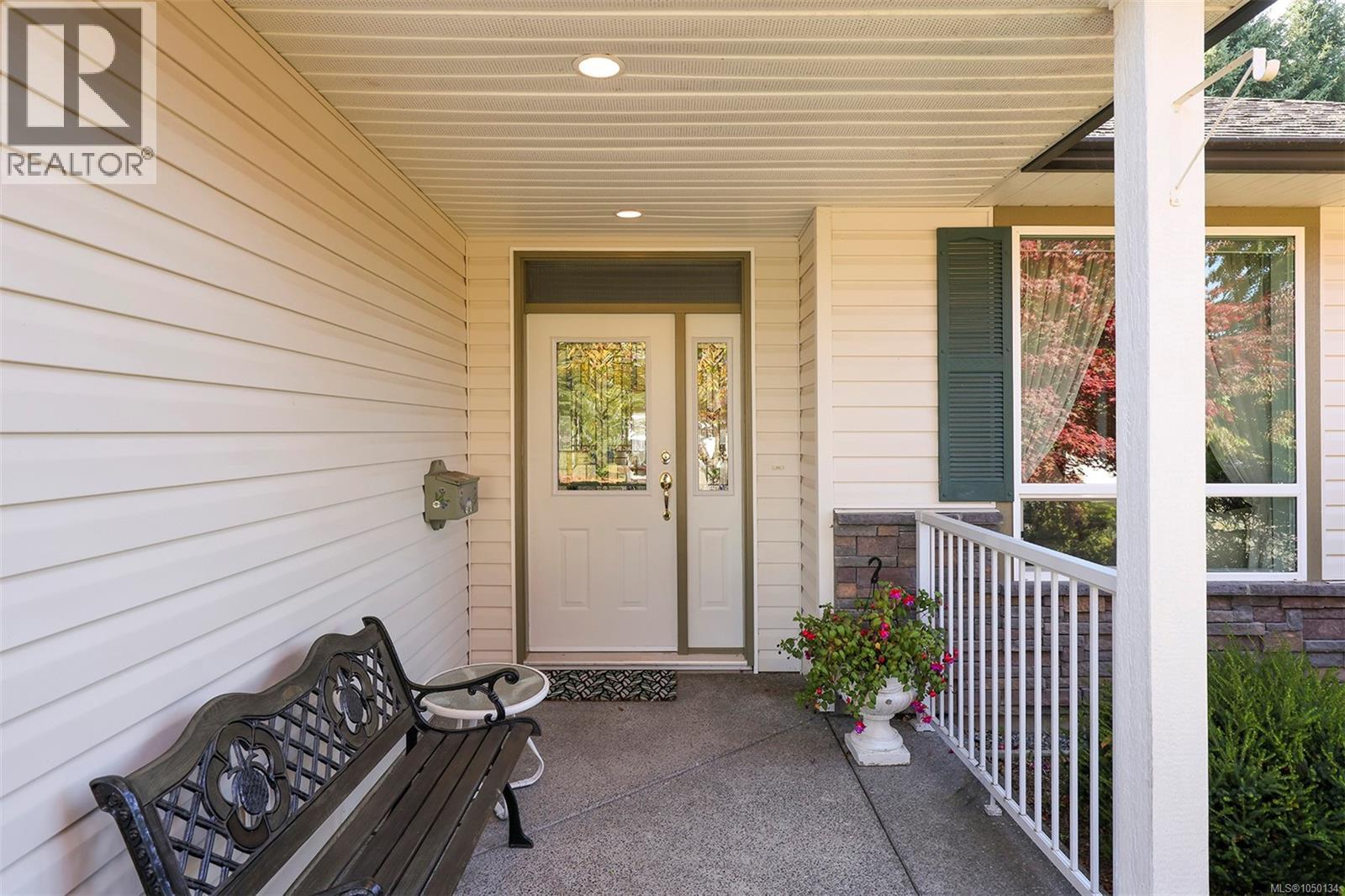 2561 Hebrides Cres - 6