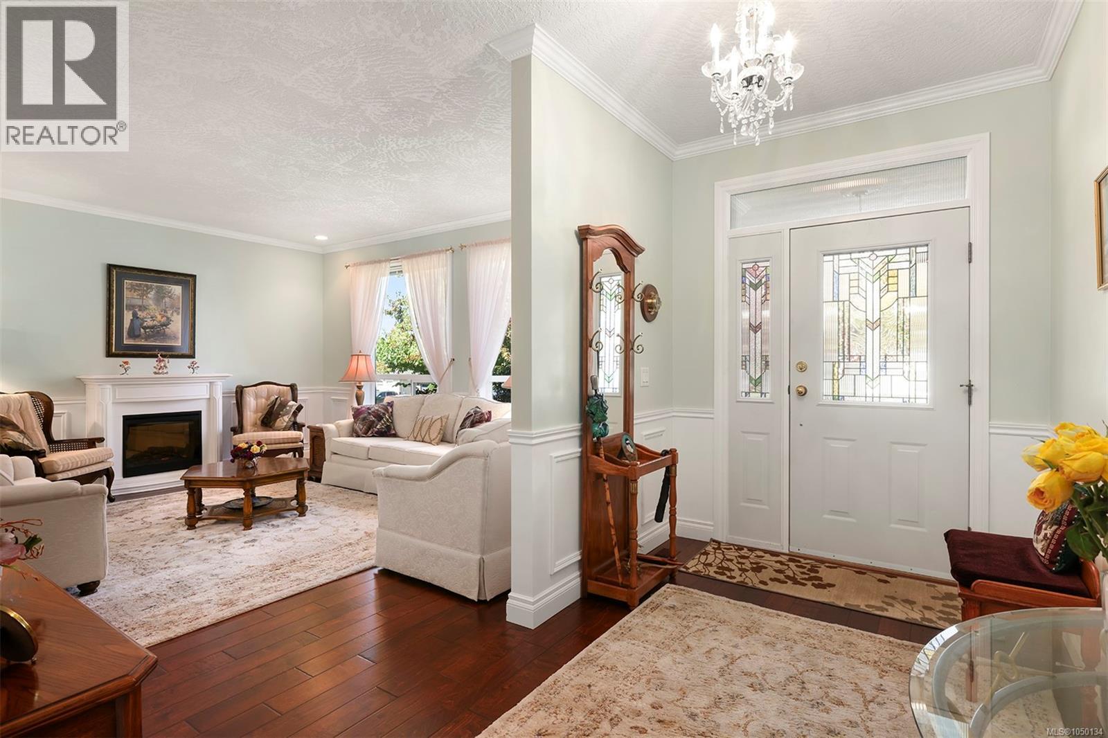 2561 Hebrides Cres - 7