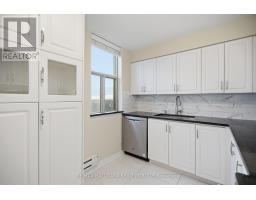 1710 - 2760 Carousel Crescent, Ottawa, ON K1T2N4 Photo 12