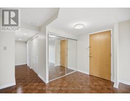 1710 - 2760 Carousel Crescent, Ottawa, ON K1T2N4 Photo 7