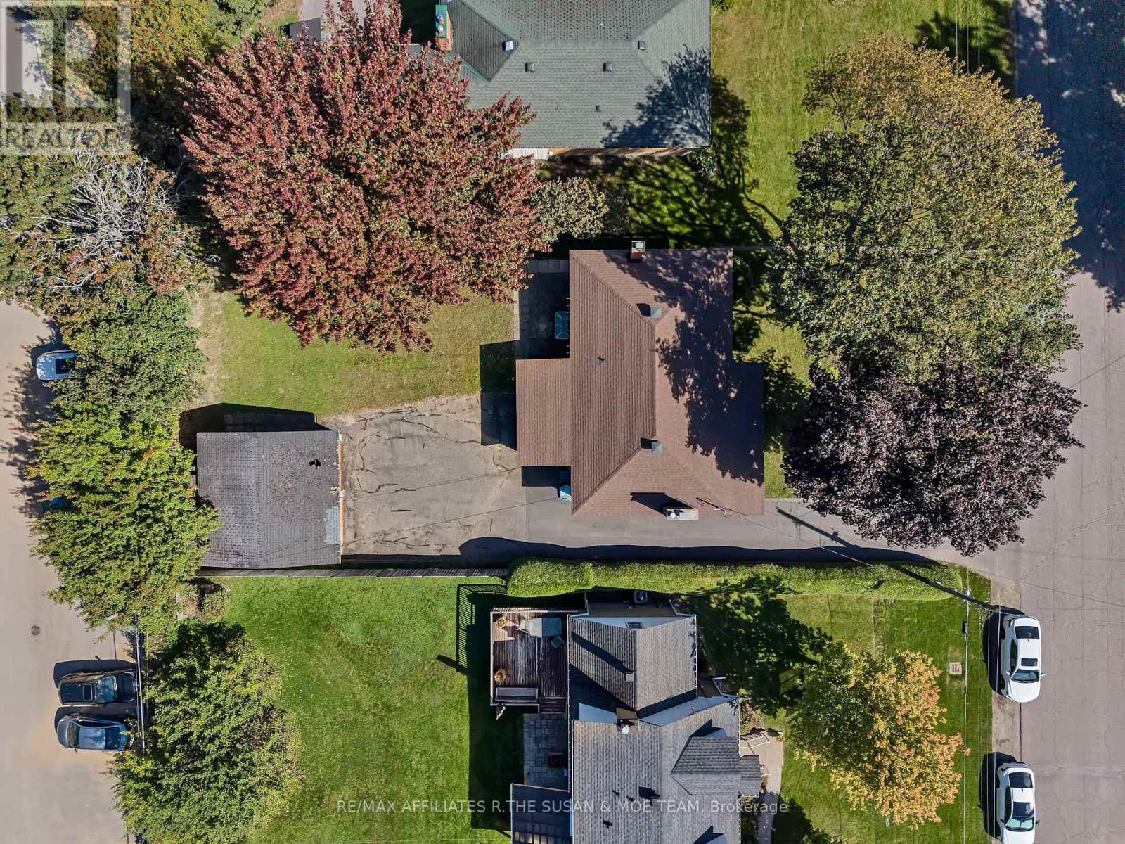 131 OAKRIDGE BOULEVARD - 45