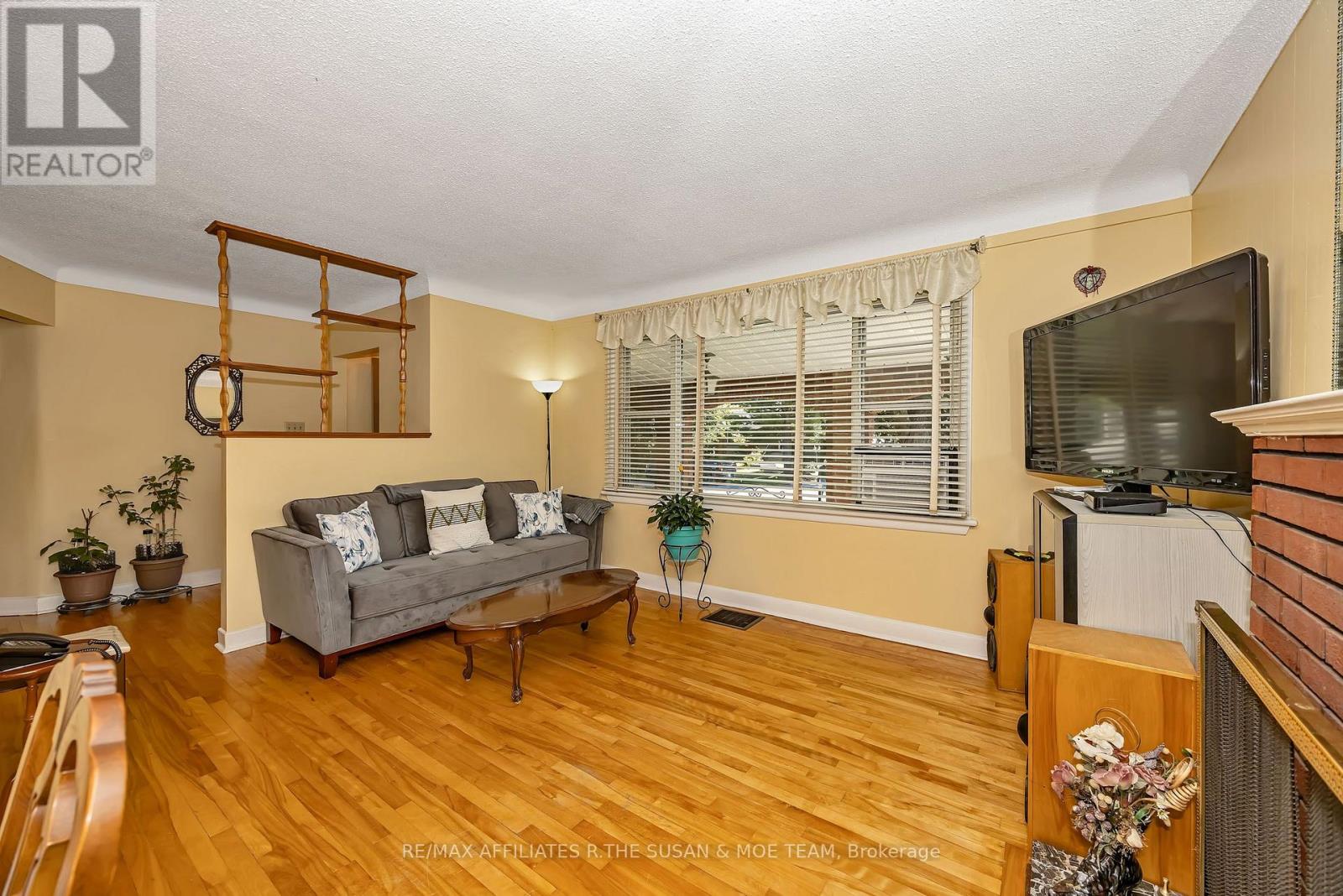 131 OAKRIDGE BOULEVARD, Ottawa — photo 7