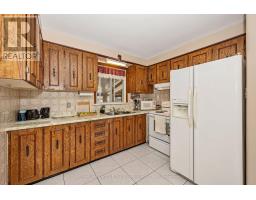 131 Oakridge Boulevard, Ottawa, ON K2G2V1 Photo 12