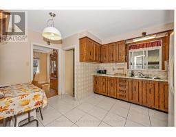131 Oakridge Boulevard, Ottawa, ON K2G2V1 Photo 16