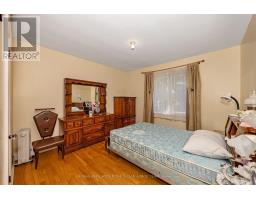 131 Oakridge Boulevard, Ottawa, ON K2G2V1 Photo 19