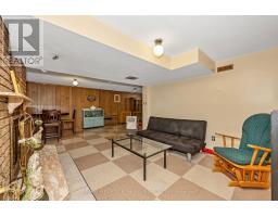 131 Oakridge Boulevard, Ottawa, ON K2G2V1 Photo 32