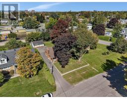 131 Oakridge Boulevard, Ottawa, ON K2G2V1 Photo 42