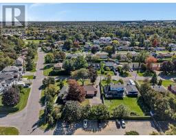 131 Oakridge Boulevard, Ottawa, ON K2G2V1 Photo 46