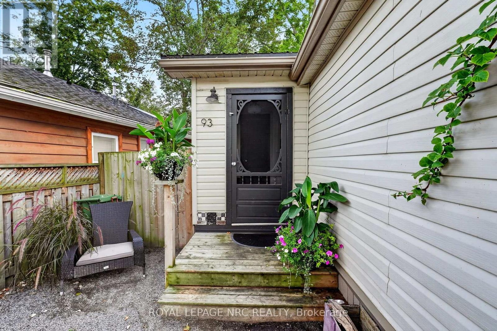 93 LINCOLN ROAD E, Fort Erie (Crystal Beach) — photo 3