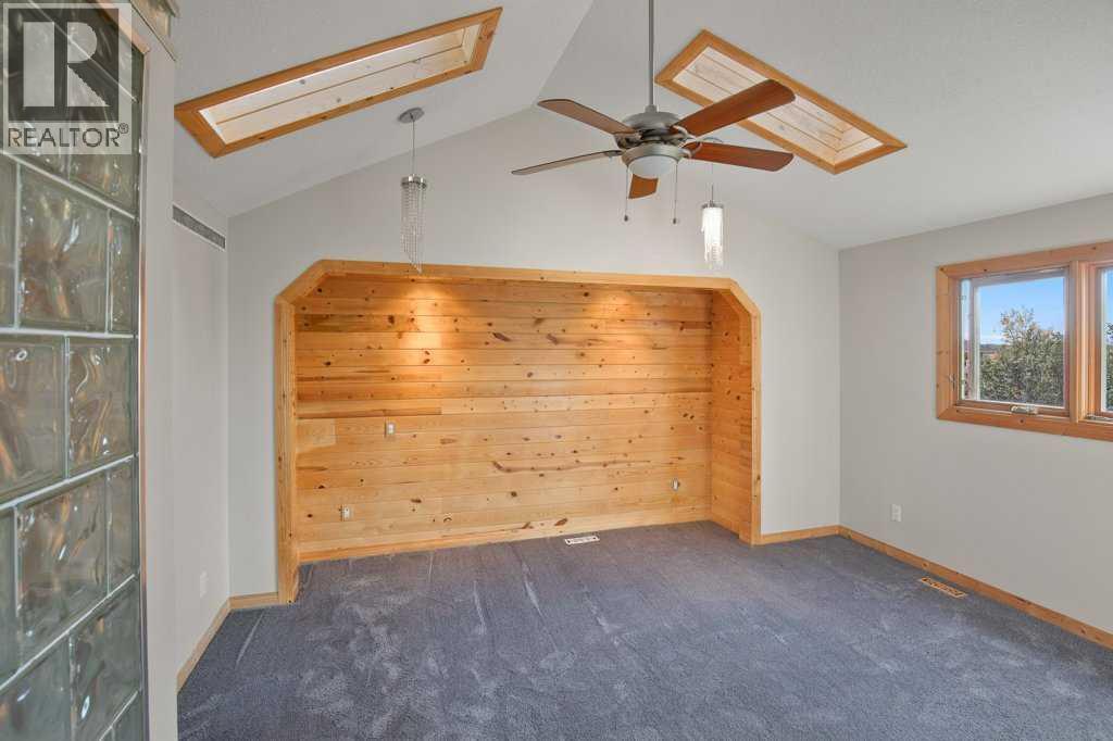 Listing photo – 130 Westview Drive, Sylvan Lake