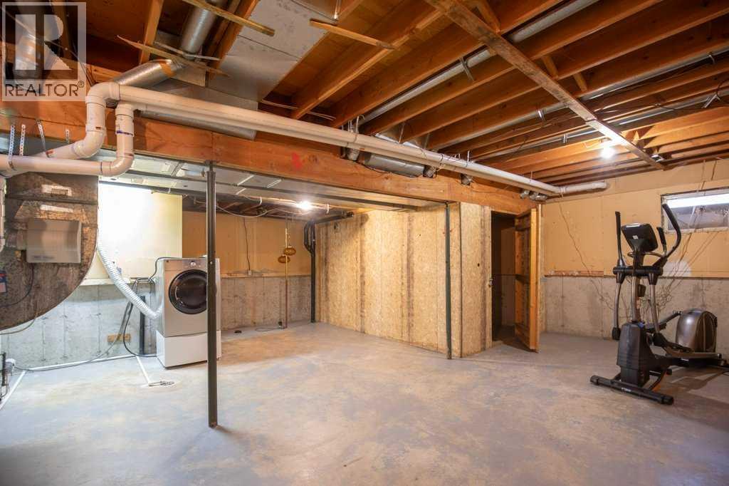 Listing photo – 130 Westview Drive, Sylvan Lake