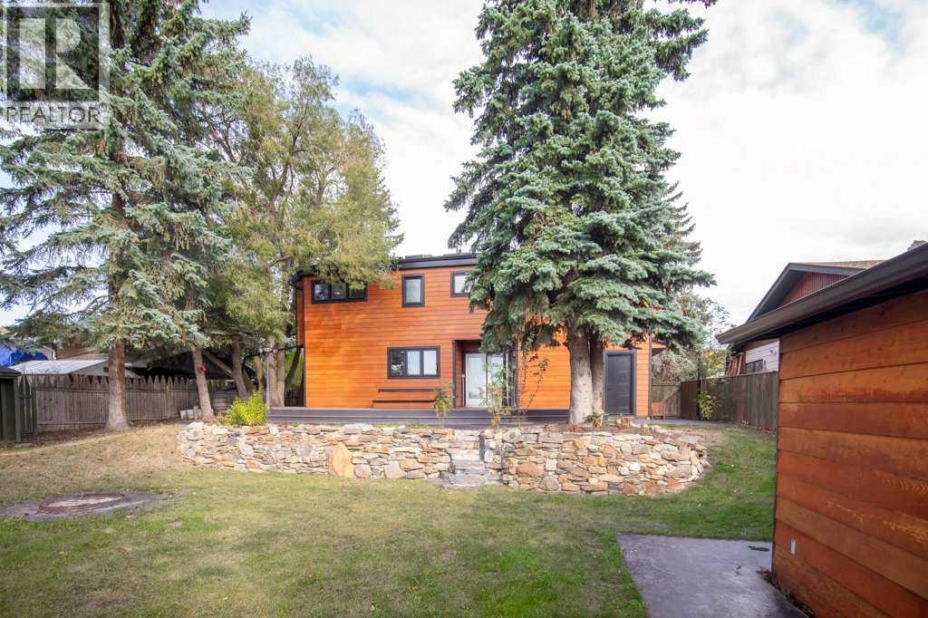 Listing photo – 130 Westview Drive, Sylvan Lake