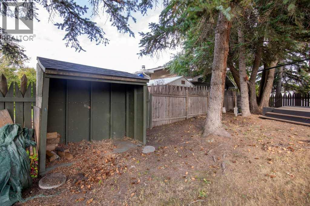 Listing photo – 130 Westview Drive, Sylvan Lake