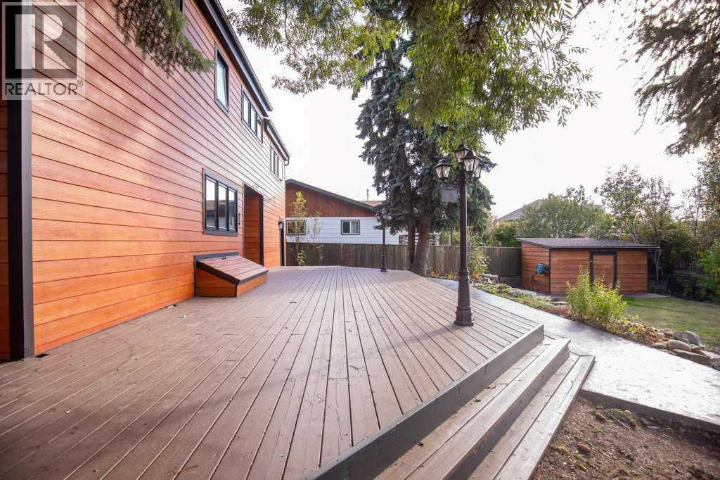 Listing photo – 130 Westview Drive, Sylvan Lake