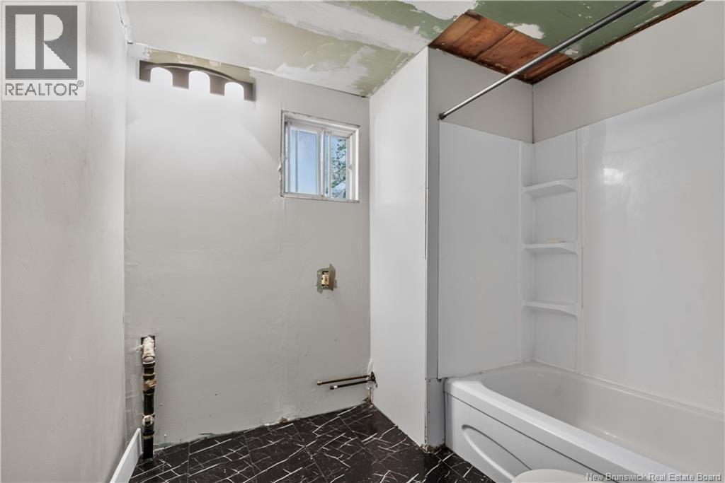 12 Allain Street - 15