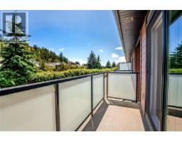 Kitchen - 157 300 Phelps Ave, Langford, BC V9B6L3 Photo 10