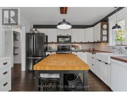 2 Red Oak Drive, Wasaga Beach, ON L9Z1J5 Photo 17