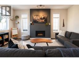 2pc Bathroom - 8214 87a Street, Grande Prairie, AB T8X0R7 Photo 6