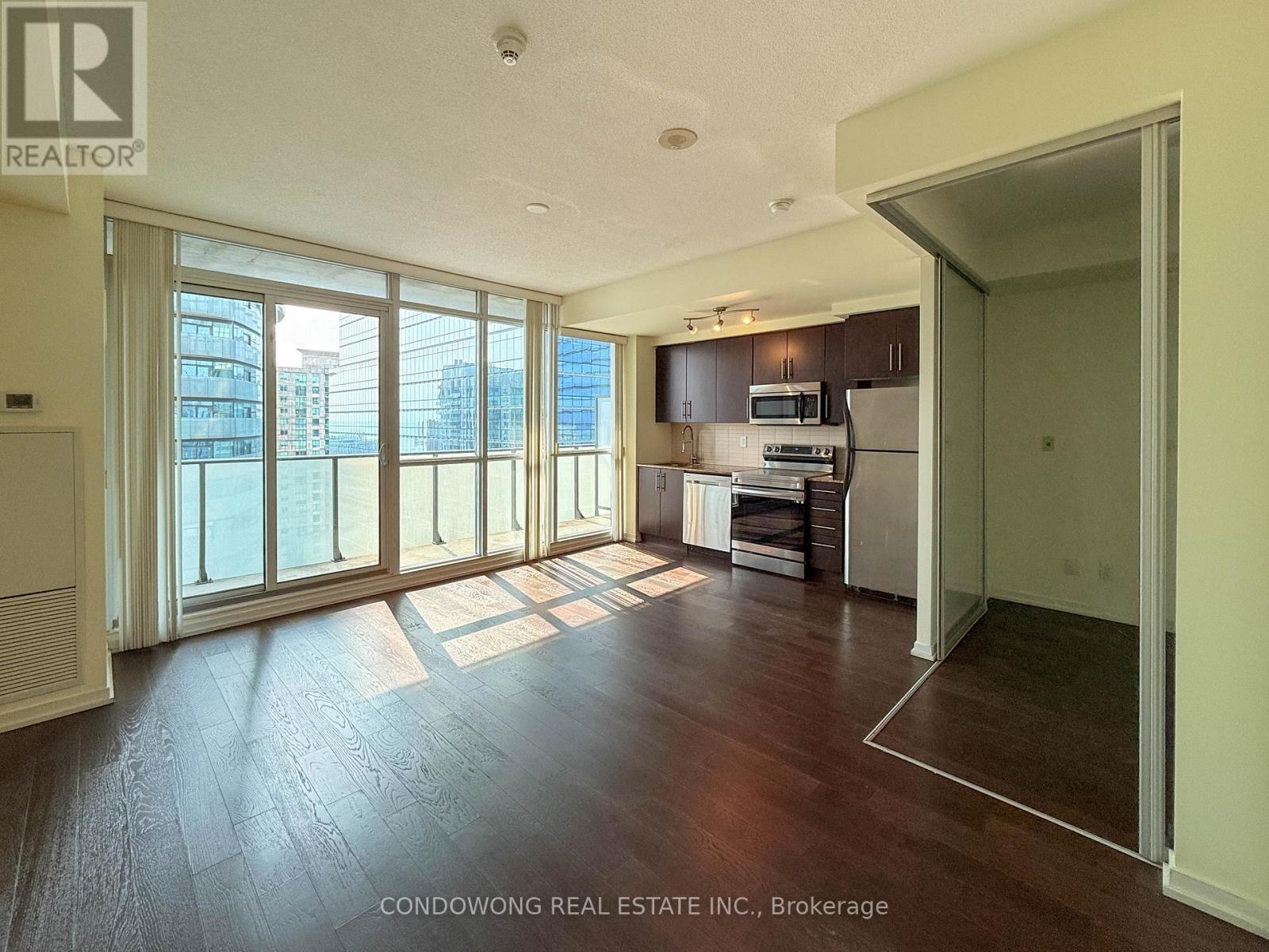 2611 - 55 BREMNER BOULEVARD, Toronto (Waterfront Communities) — photo 3