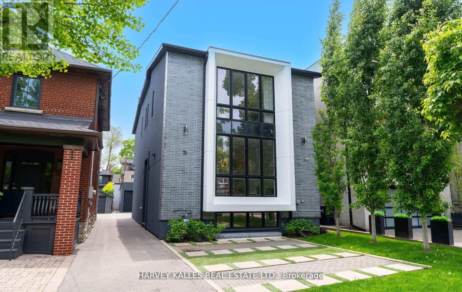 31 KILBARRY ROAD, Toronto (Yonge-St. Clair)