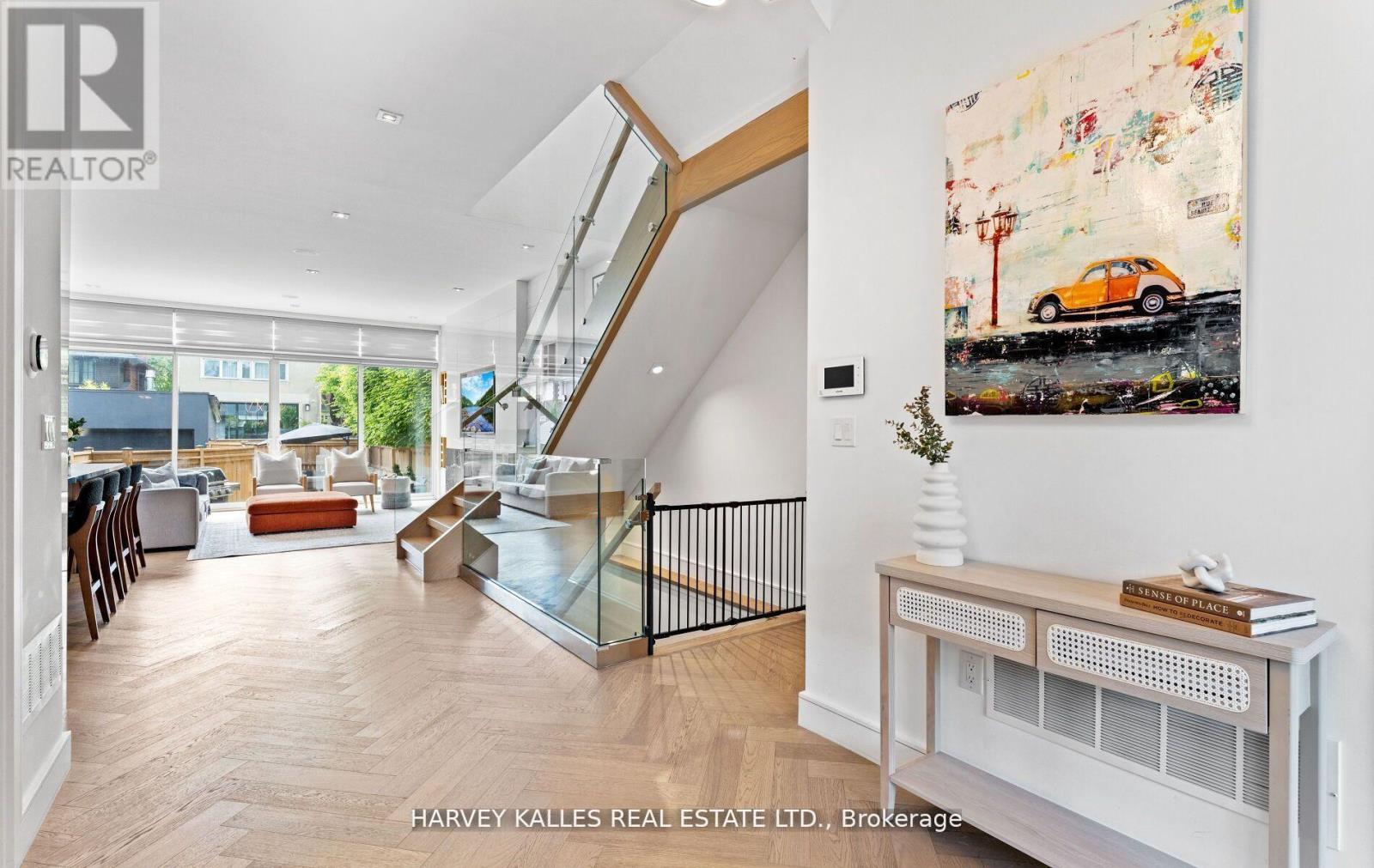 31 KILBARRY ROAD, Toronto (Yonge-St. Clair) — photo 9