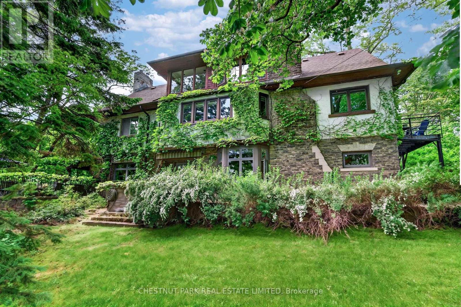80 WYCHWOOD PARK - 1