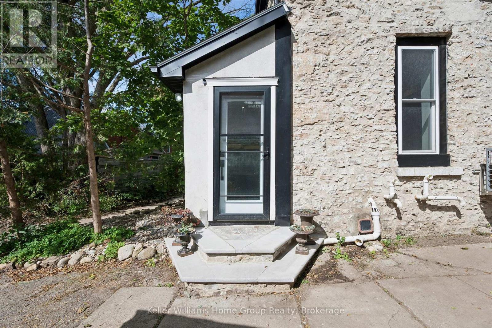 37 ARTHUR STREET N - Image 27