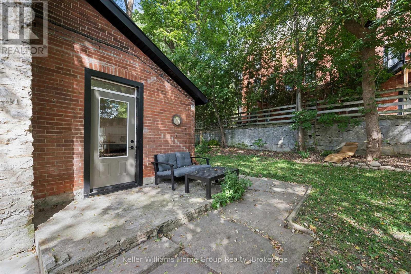 37 ARTHUR STREET N - Image 29
