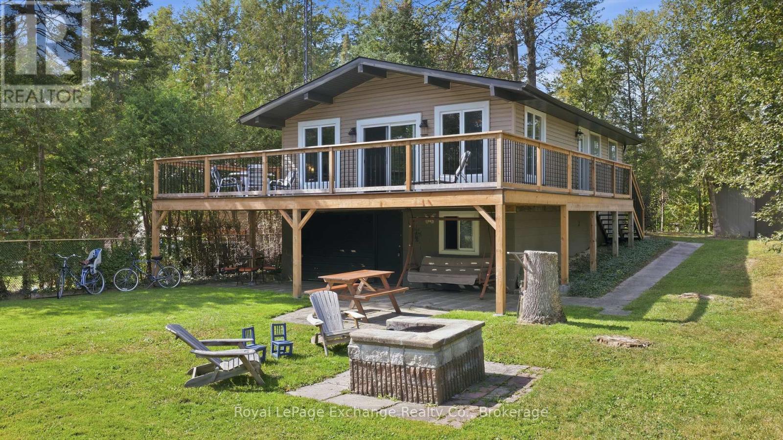 313 SPRUCE CRESCENT, Huron-Kinloss — photo 2