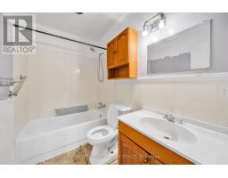 832 Zator Avenue, Pickering, ON L1W1Y1 Photo 13