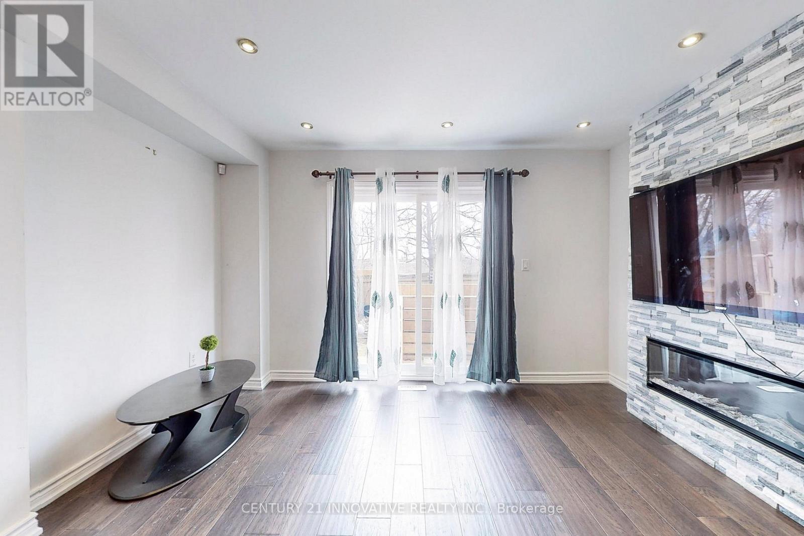 18 - 1635 PICKERING PARKWAY, Pickering (Village East) — photo 5