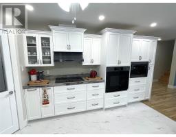 15 Twomey Drive thumbnail 16